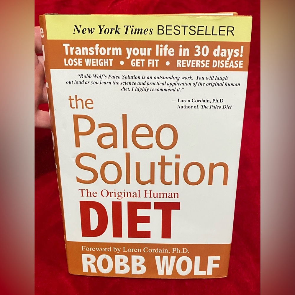 CLOSET CLEAN OUT 2 fitness self care books Hard Back Paleo Solution PERFECT 💪🥰🔥 - Picture 3 of 15
